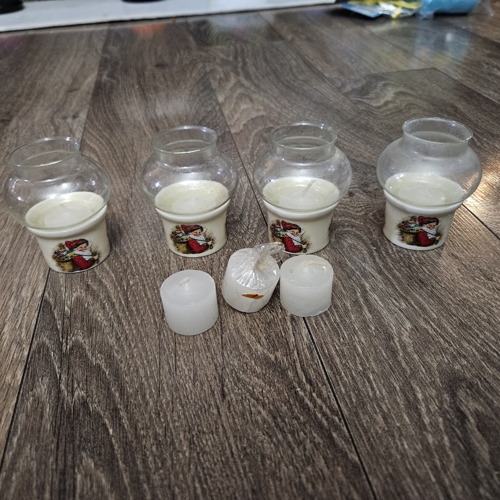 Christmas place setting candles